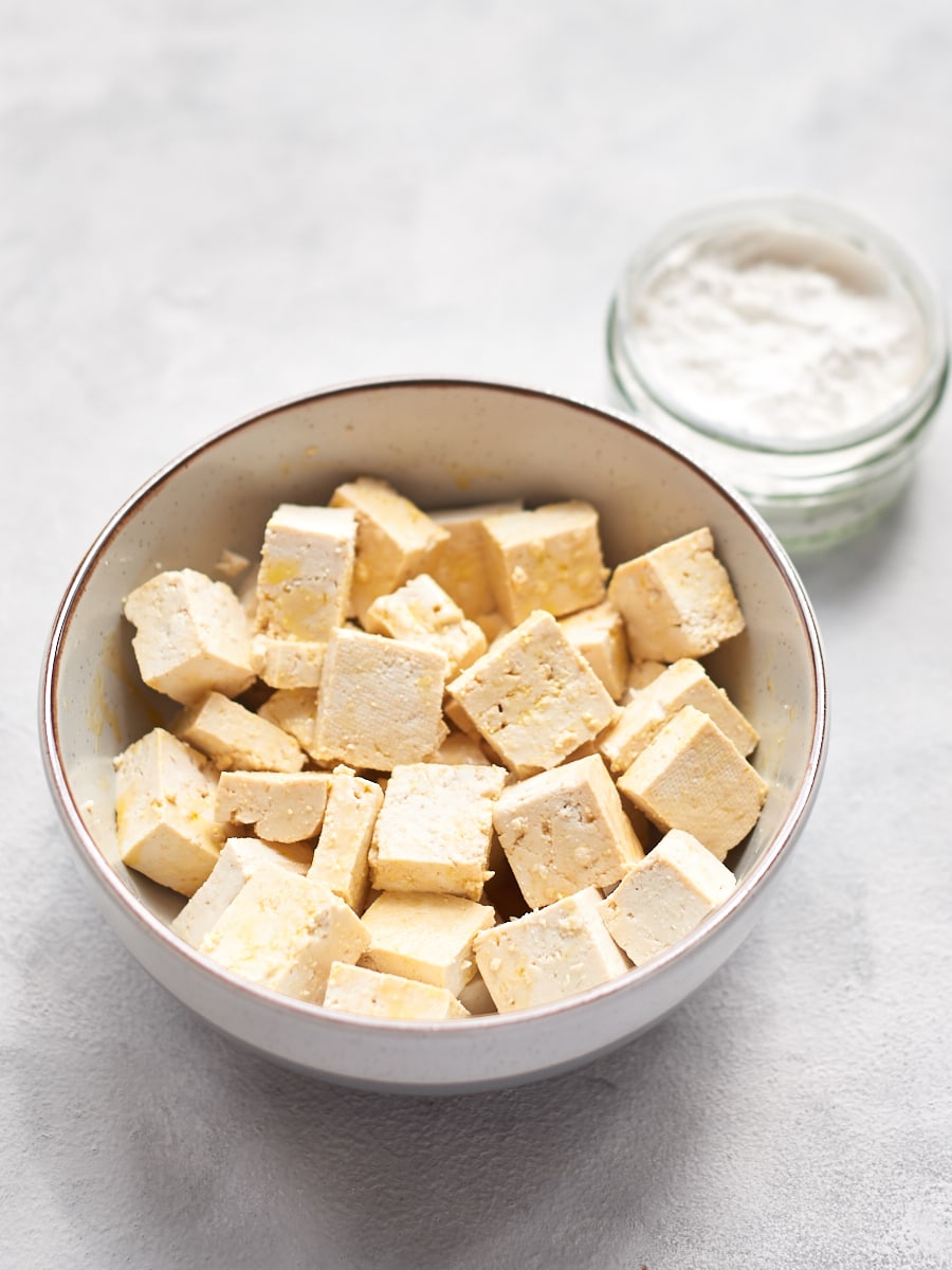 tofu in bowl with cornflour 2