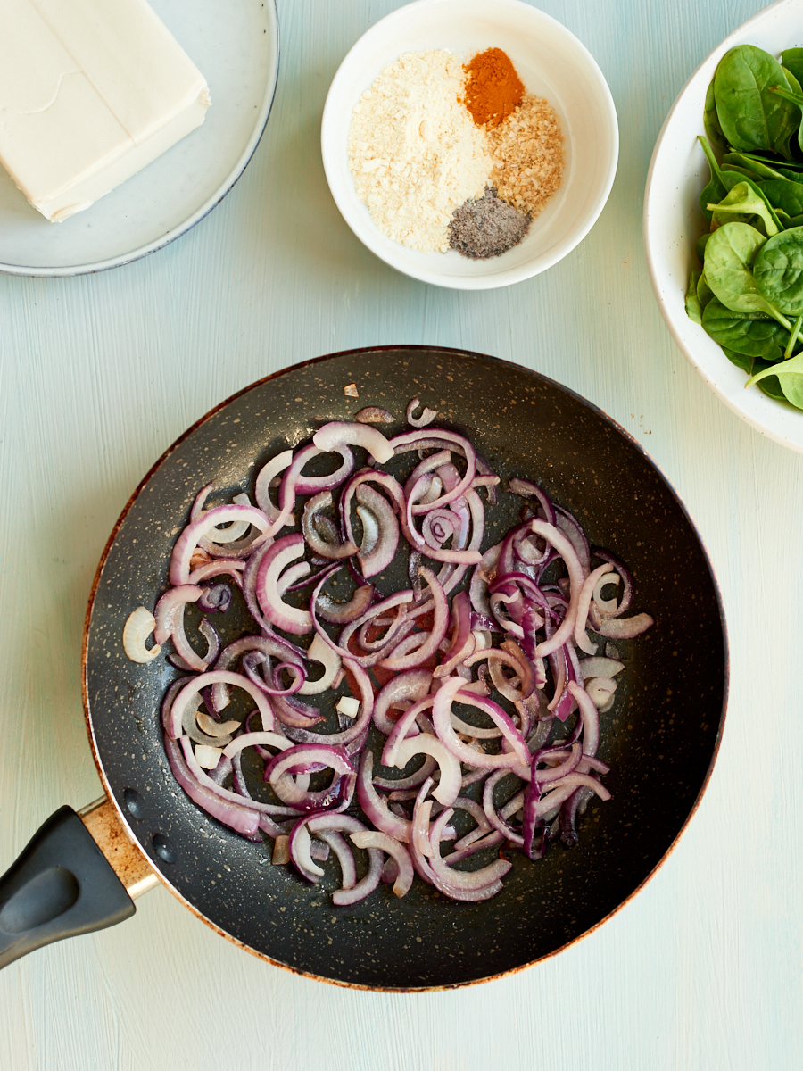 fried onion for vegan scramble