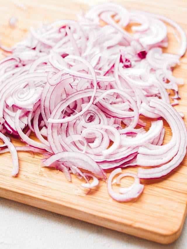 Marinated Sumac Onions (Red Onion Salad) Forkful of Plants