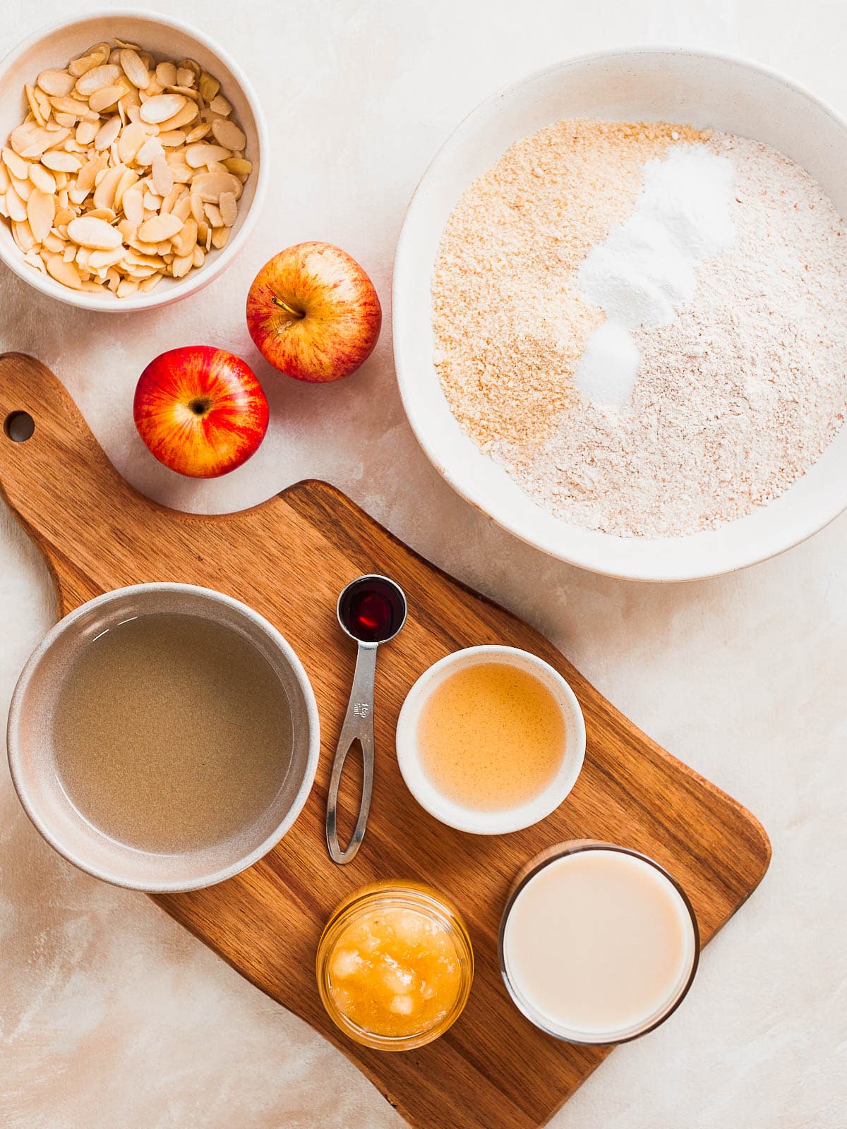Ingredients for vegan baked pancakes with apple